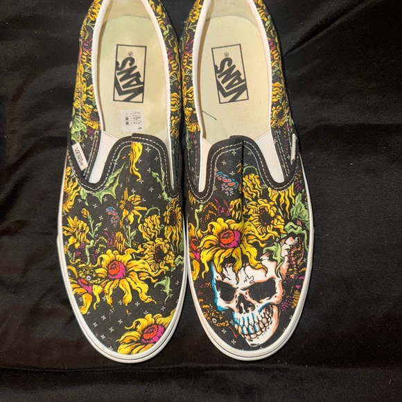 Vans Limited Edition Black Slip-On Shoes with Skull and Floral Art - Picture 1 of 2